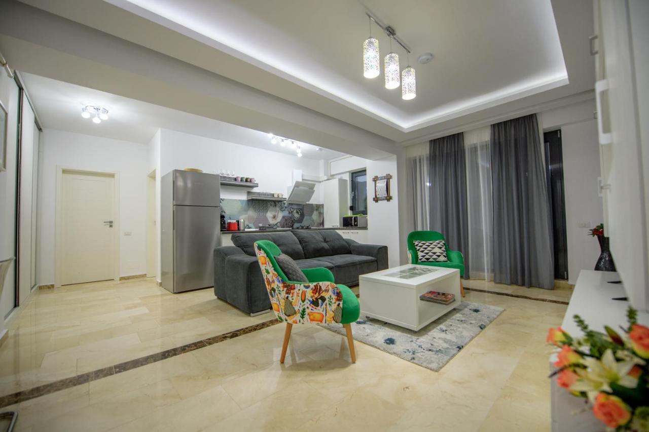 Marble Luxury Apartment